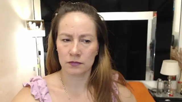CATRINA-83 online show from November 2025 05:27:01 PM