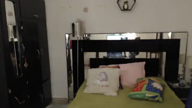 CATRINA-83 online show from February 2026 03:32:01 PM