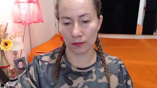CATRINA-83 online show from September 2025 04:24:01 PM