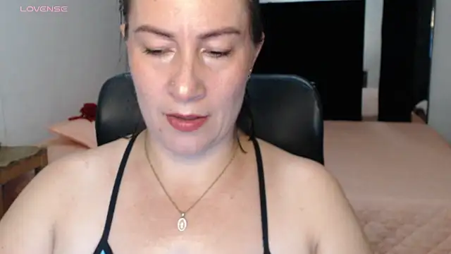 CATRINA-83 online show from May 2026 05:52:01 PM