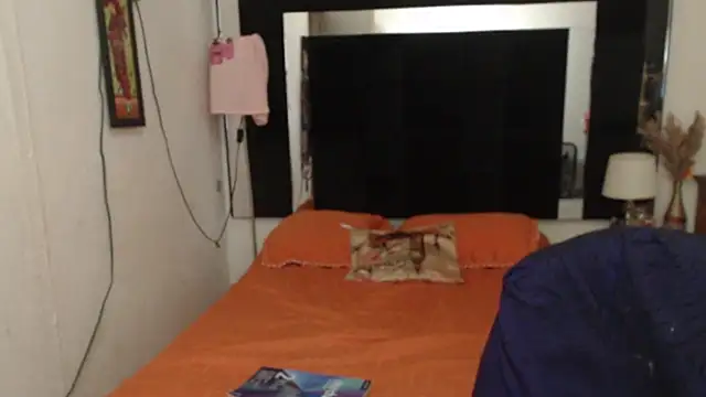 CATRINA-83 online show from October 2025 05:09:02 PM