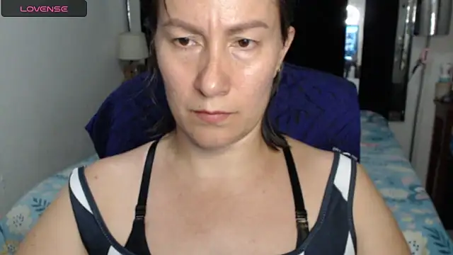 CATRINA-83 online show from April 2026 07:29:02 PM