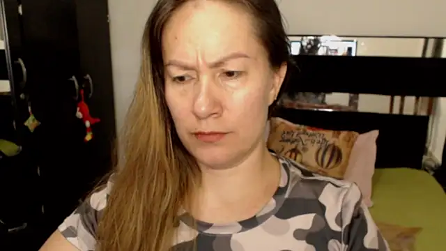 CATRINA-83 online show from February 2026 04:35:01 PM