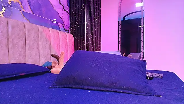 arl chloee online show from March 2026 03:11:02 AM