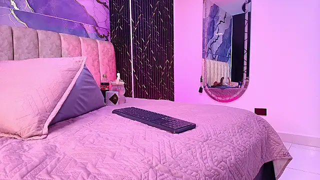 arl chloee online show from March 2026 03:09:02 AM