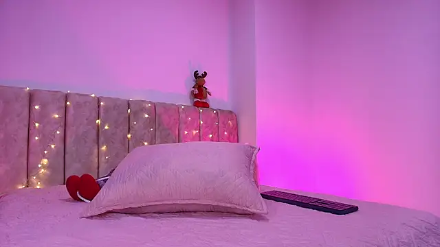 Snapshot of arl_chloee chatting on December 2025 03:07:01 AM arl chloee online show from December 2025 03:07:01 AM