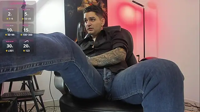 Nicolas Fellener online show from November 2025 04:40:02 AM