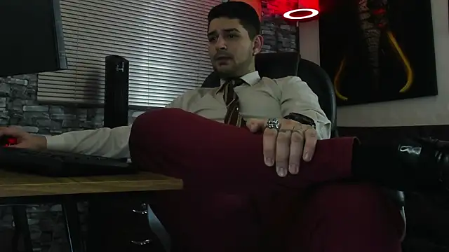 Snapshot of Nicolas_Fellener chatting on June 2026 02:06:01 AM Nicolas Fellener online show from June 2026 02:06:01 AM