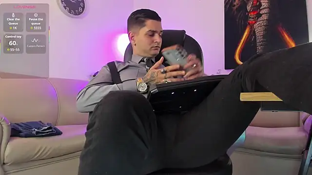 Nicolas Fellener online show from February 2026 03:57:02 AM