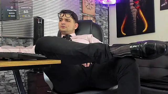 Snapshot of Nicolas_Fellener chatting on July 2026 02:22:02 AM Nicolas Fellener online show from July 2026 02:22:02 AM