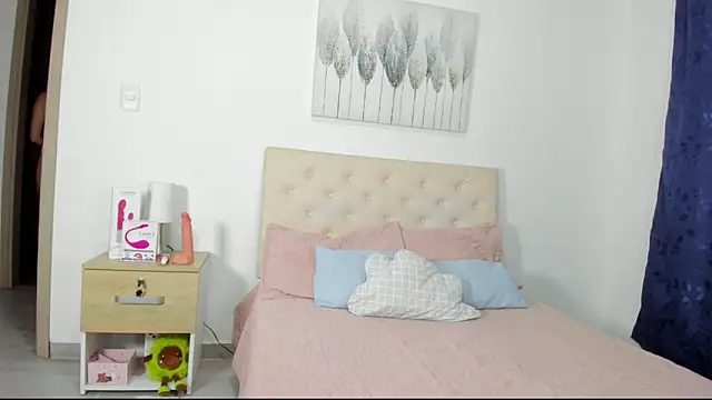 brenda x 69 online show from October 2025 01:06:02 AM