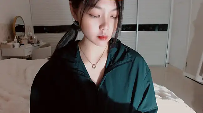 -Lucky Girl online show from March 2025 11:53:01 PM