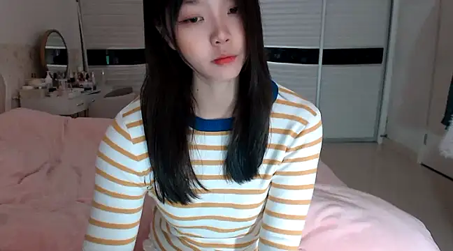 -Lucky Girl online show from March 2025 01:13:01 AM
