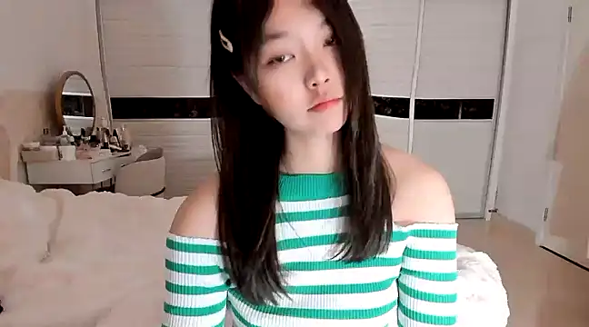 -Lucky Girl online show from March 2025 12:50:01 AM