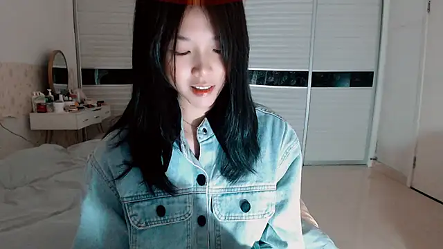 -Lucky Girl online show from September 2025 12:11:02 PM
