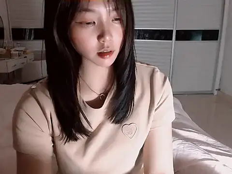 -Lucky Girl online show from March 2026 02:13:01 PM