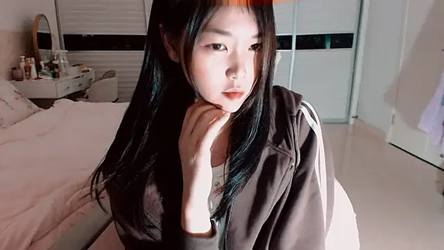 -Lucky Girl online show from February 2026 12:25:02 PM