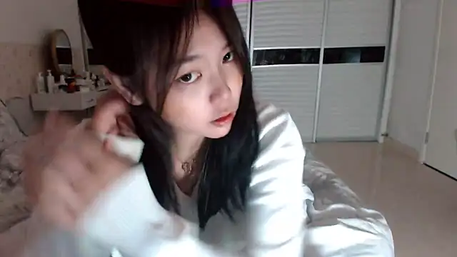 -Lucky Girl online show from October 2025 08:03:02 AM
