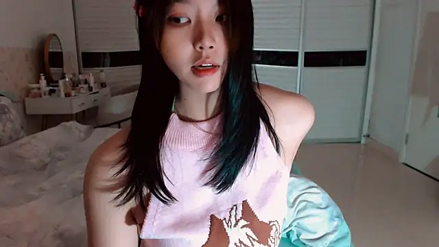 Snapshot of -Lucky_Girl chatting on November 2025 01:34:01 AM -Lucky Girl online show from November 2025 01:34:01 AM