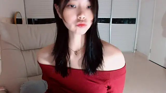 -Lucky Girl online show from September 2025 02:59:01 PM