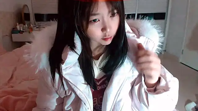 -Lucky Girl online show from March 2026 02:01:01 AM