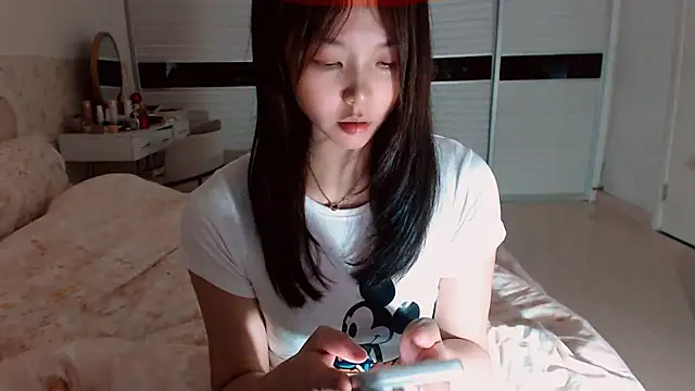 -Lucky Girl online show from May 2026 01:15:01 PM