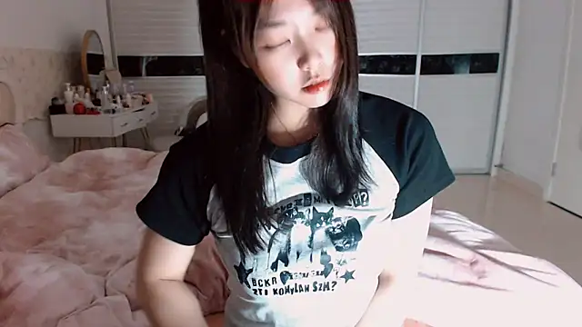 -Lucky Girl online show from March 2026 02:07:01 PM