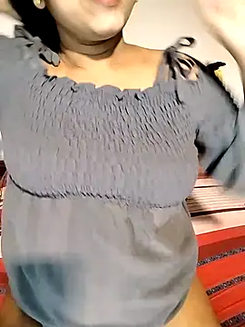 Snapshot of Quite_Malsha chatting on March 2025 06:40:02 AM Quite Malsha online show from March 2025 06:40:02 AM