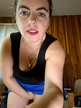 Jassiundich2 online show from April 2026 08:10:02 AM