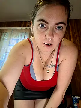 Jassiundich2 online show from April 2026 07:48:01 AM