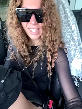 tmona1917 online show from November 2025 07:13:01 AM