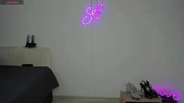 Bitch Coin online show from October 2025 08:59:02 AM