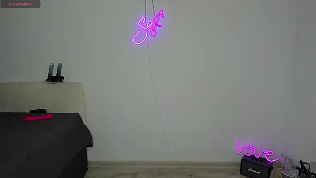 Bitch Coin online show from October 2025 08:55:01 AM