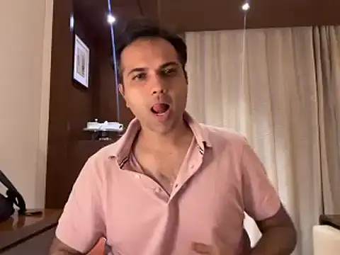 Snapshot of immog727 chatting on November 2025 05:12:01 PM immog727 online show from November 2025 05:12:01 PM