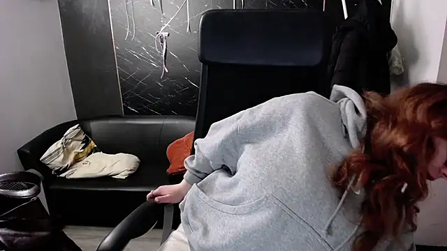 Snapshot of littleviki7 chatting on February 2026 10:13:02 AM littleviki7 online show from February 2026 10:13:02 AM