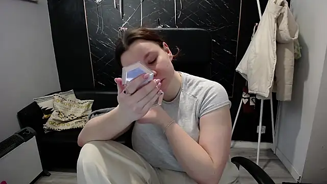 Snapshot of littleviki7 chatting on February 2026 07:18:01 AM littleviki7 online show from February 2026 07:18:01 AM