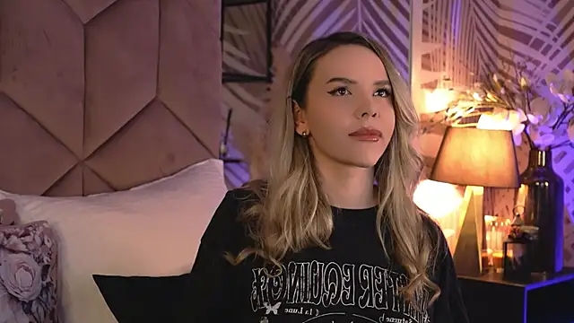 KatyaBelle online show from February 2026 08:31:02 PM