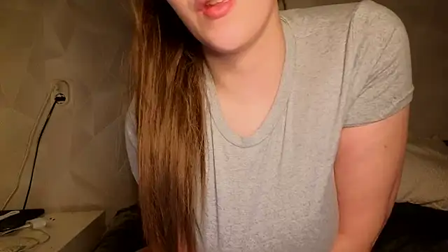 Sweetninaaa online show from April 2026 10:00:02 AM