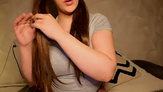 Sweetninaaa online show from March 2026 01:02:01 PM