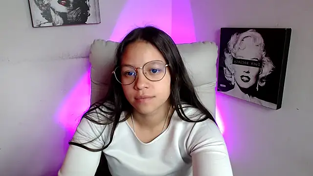SamanthaRoldaan online show from March 2025 05:27:01 PM
