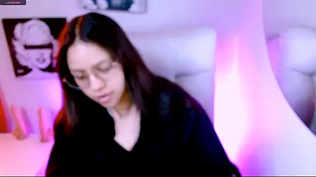 SamanthaRoldaan online show from March 2026 02:33:02 PM