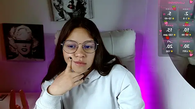 SamanthaRoldaan online show from September 2025 03:29:01 PM