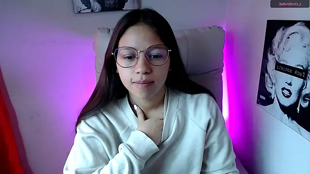 SamanthaRoldaan online show from March 2025 01:42:02 PM