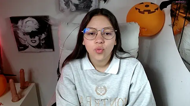 SamanthaRoldaan online show from October 2025 02:27:02 PM