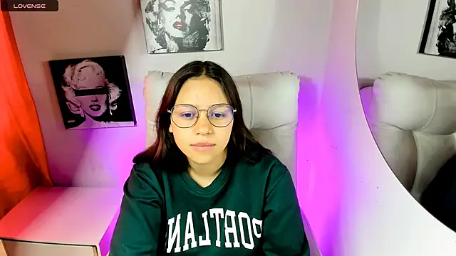 SamanthaRoldaan online show from April 2026 02:55:01 PM