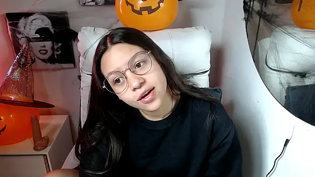 SamanthaRoldaan online show from October 2025 03:20:01 PM