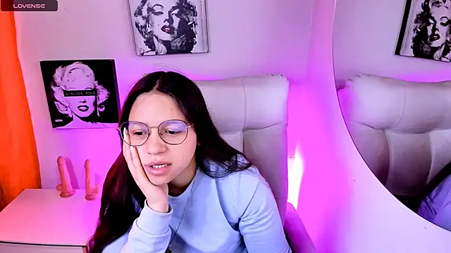 SamanthaRoldaan online show from March 2026 03:00:01 PM