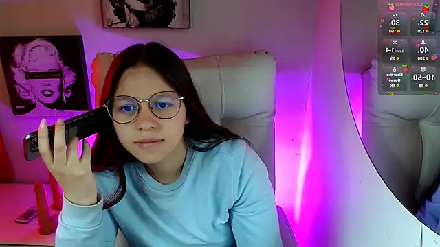 Snapshot of SamanthaRoldaan chatting on January 2026 01:59:02 PM SamanthaRoldaan online show from January 2026 01:59:02 PM