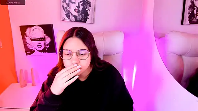 SamanthaRoldaan online show from March 2026 02:51:01 PM