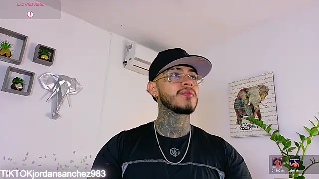 Snapshot of JordanSmiith_ chatting on February 2026 08:08:01 PM JordanSmiith online show from February 2026 08:08:01 PM